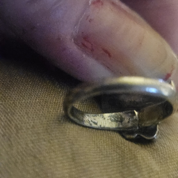 VINTAGE SOUTHWESTERN SQUASH BLOSSOM STERLING & MOP RING. DAINTY GEM OF HISTORY - Picture 4 of 11